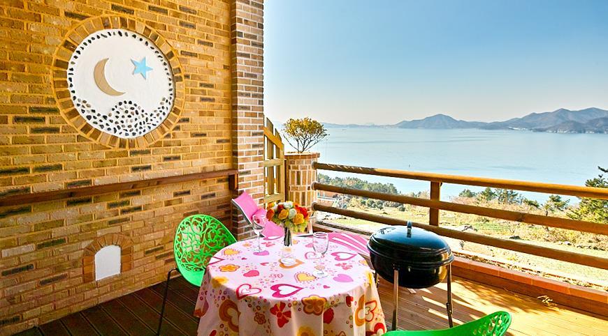 Gung Pension Namhae Exterior foto